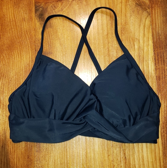 Athleta Other - EUC Athleta Black 32D 30DD Twist Binkini Swim Top